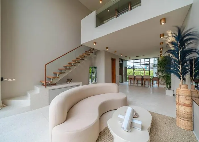 Vesna 7 - Contemporary 1br Pool With Rice Fields View